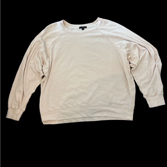 J. Crew Tops - Women’s JCrew crew neck sweatshirt